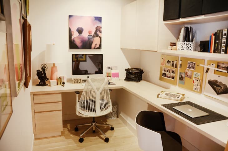 How to Make an Office With No Windows Bright and Beautiful | Apartment ...